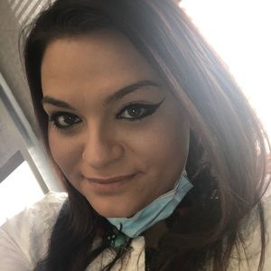 Meet your Posher, Emilia